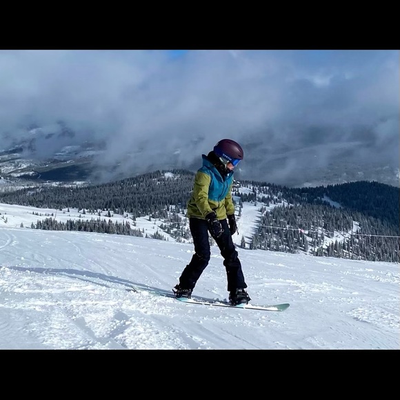 Patagonia Women’s Snowdrifter Ski She’ll Jacket - Picture 2 of 4